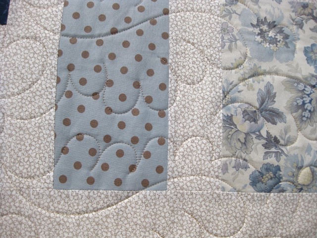 Pearls Quilt 1